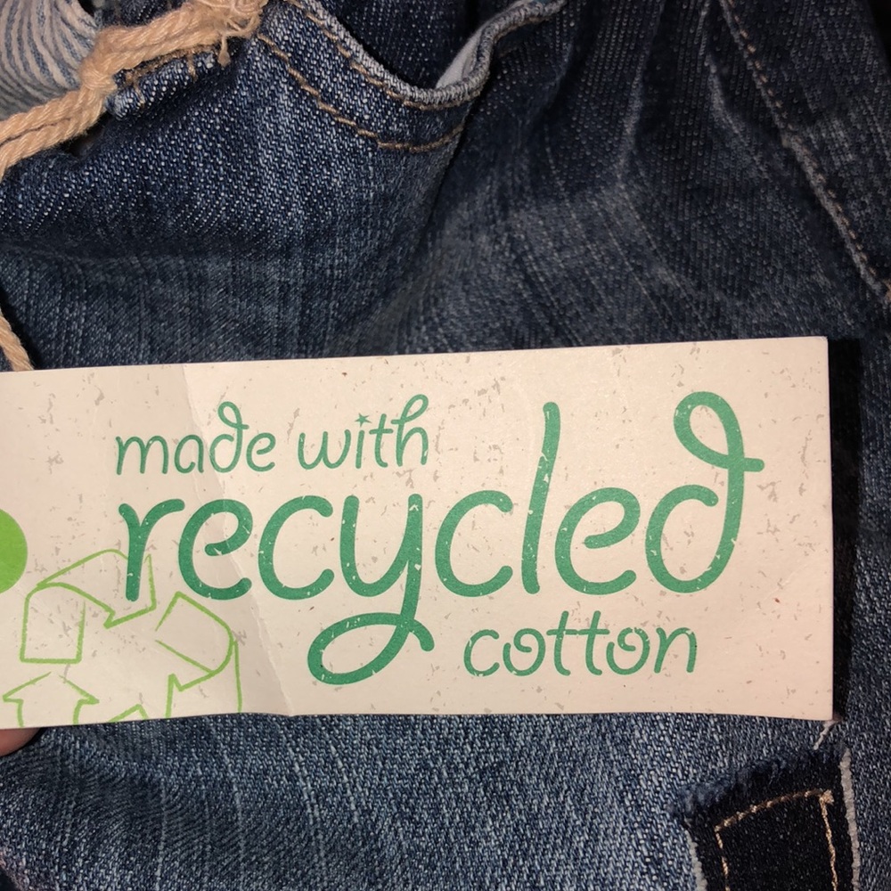 Arizona Jean Capris. NWT. 0 - Picture 11 of 11
